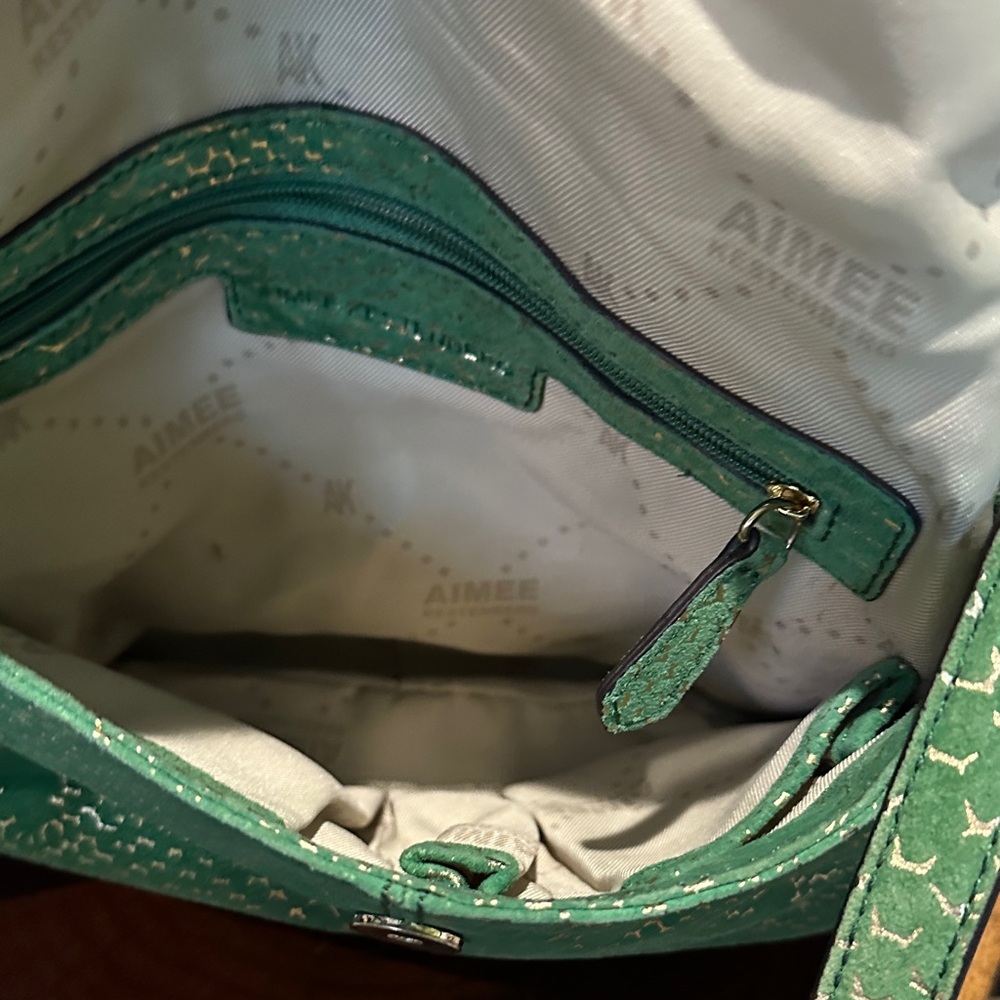 Aimee Kestenberg Green Gold Snakeskin Textured Leather Shoulder Bag Zippers EUC - Picture 9 of 13